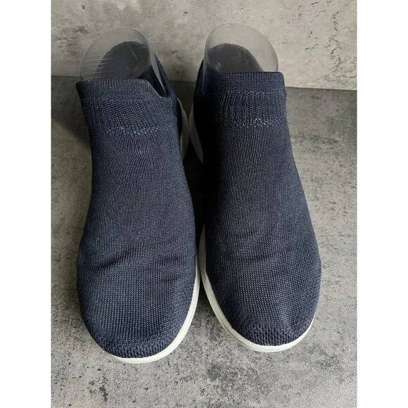 SKECHERS Women’s Dark Blue Goga Max Knit Slip On Shoe Sneaker Size 7 - Picture 2 of 16